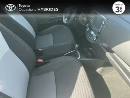 Photo 5 Toyota Yaris Gén. III Ph3 Dynamic 5