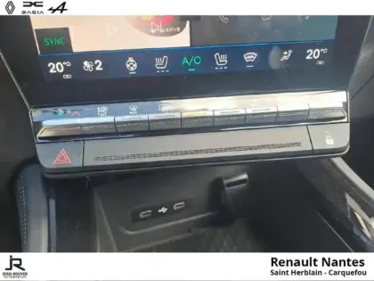 Photo 11 Renault Rafale  E-Tech full hybrid 200ch esprit Alpine