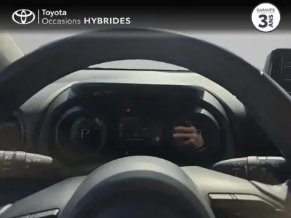 Photo 13 Toyota Yaris  116h Design 5p MY22