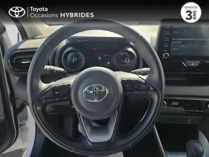 Photo 12 Toyota Yaris  116h Design 5p MY22