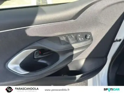 Photo 11 Mazda Mazda2 Mazda 2 Hybrid 1.5 Hybrid 116ch Agile