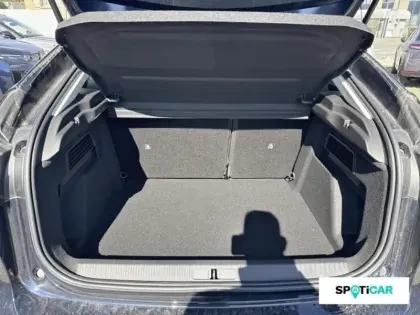 Photo 5 Citroën C4  1.2 Hybride 145ch PLUS e-DCS6