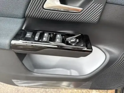 Photo 14 Citroën C5 aircross  1.2 Hybride 145ch MAX boite automatique