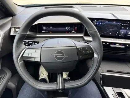 Photo 14 Opel Grandland  1.2 Turbo Hybrid 145ch GS e-DCT6