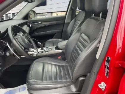 Photo 8 Alfa Romeo Stelvio  2.2 Diesel 210ch Veloce Ti Q4 AT8 MY21