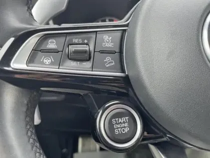 Photo 13 Alfa Romeo Stelvio  2.2 Diesel 210ch Veloce Ti Q4 AT8 MY21