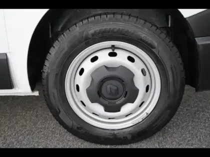 Photo 9 Renault Trafic Gén. III (F82) Ph3 NG Advance 4