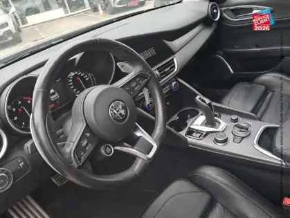 Photo 14 Alfa Romeo Giulia  2.2 JTD 160ch Sprint AT8 MY20