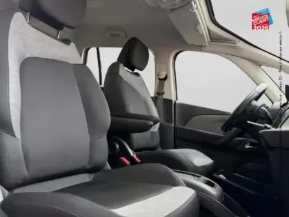 Photo 19 Citroën C4 Picasso Grand C4 SpaceTourer BlueHDi 130ch S&S Business EAT8 E6.d