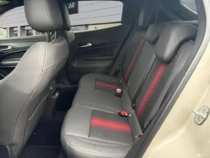 Photo 9 Alfa Romeo Junior  1.2 Ibrida 136ch DCT6