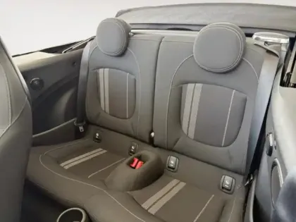 Photo 27 Mini Mini Cabrio Cooper S 178ch John Cooper Works Plus BVA7