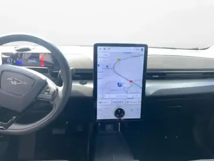 Photo 21 Ford Mustang  Mach-E 269ch Standard Range 72,6kWh Mach-E Propulsion