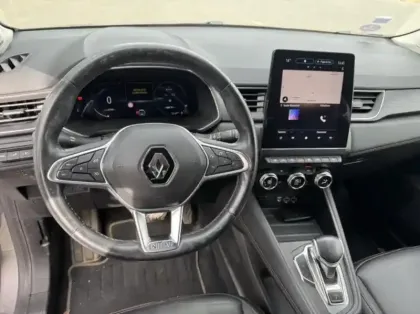 Photo 5 Renault Captur  1.6 E-Tech Plug-in 160ch Initiale Paris