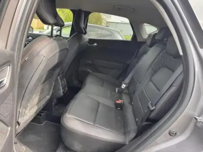 Photo 8 Renault Captur  1.6 E-Tech Plug-in 160ch Initiale Paris