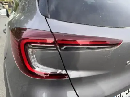 Photo 9 Renault Captur  1.6 E-Tech Plug-in 160ch Initiale Paris