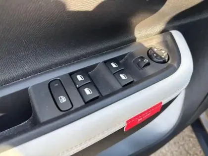 Photo 8 Citroën C3  Electrique 113ch 44,2kWh autonomie confort, MAX