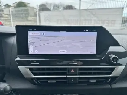 Photo 13 Citroën C4  1.2 Hybride 145ch MAX e-DCS6