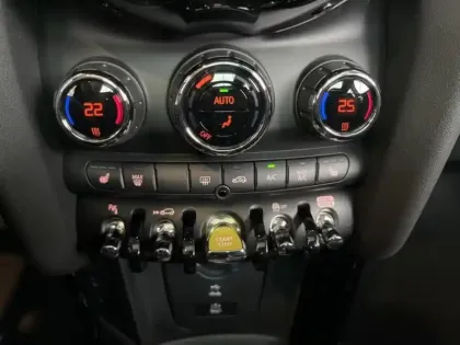 Photo 11 Mini Mini  Cooper SE 184ch Edition Premium Plus BVA 5CV