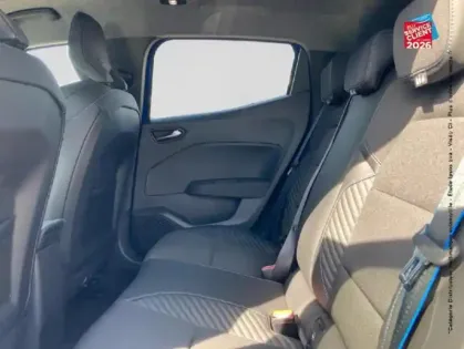 Photo 10 Renault Clio  1.6 E-Tech 145ch full hybrid esprit Alpine - 24 Camera GPS