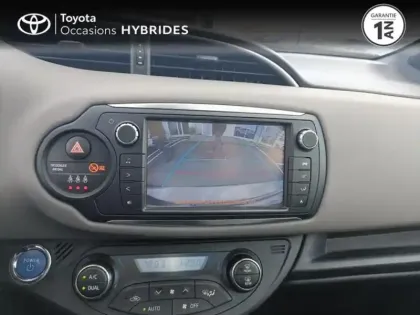 Photo 14 Toyota Yaris  HSD 100h Collection 5p