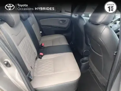 Photo 6 Toyota Yaris  HSD 100h Collection 5p