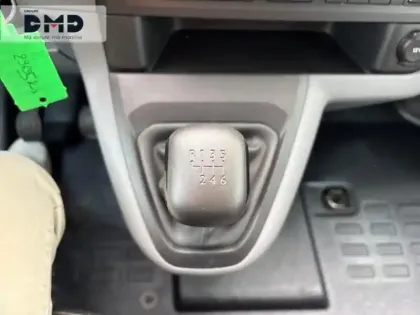 Photo 7 Peugeot Expert  Fg Standard 2.0 BlueHDi 120ch S&S Asphalt