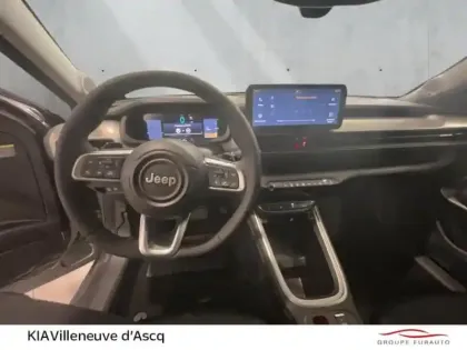 Photo 7 Jeep Avenger  1.2 Turbo T3 110ch MHEV Summit BVR6 eHybrid