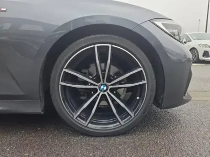 Photo 7 BMW Serie 3 Série 3 Touring 318dA MH 150ch M Sport