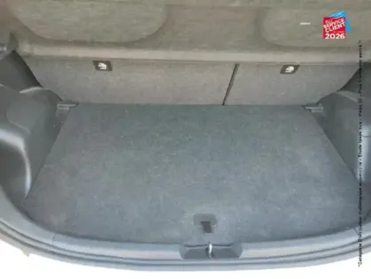 Photo 13 Toyota Yaris  100h Collection 5p