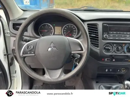 Photo 7 Mitsubishi L200  2.4 DI-D 154ch Club Cab Invite 2018