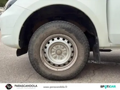 Photo 10 Mitsubishi L200  2.4 DI-D 154ch Club Cab Invite 2018