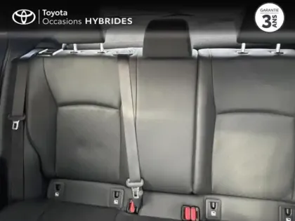 Photo 11 Toyota C-HR  122h Distinctive 2WD E-CVT RC18