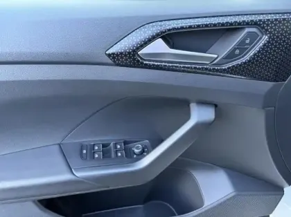 Photo 11 Volkswagen T-cross  1.0 TSI 110ch Style DSG7