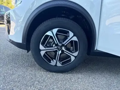 Photo 10 Citroën C3 Aircross  1.2 Hybride 145ch MAX e-DCS6 7 places