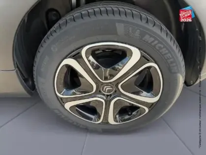 Photo 9 Citroën C3  PureTech 82ch Graphic S&S E6.d