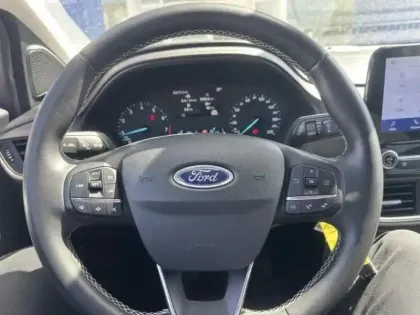 Photo 12 Ford Puma  1.0 Flexifuel 125ch S&S mHEV Titanium