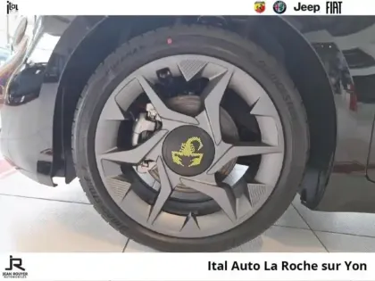 Photo 10 Abarth 500  e 155ch 42kWh Pack 4cv (Prime CEE 3600? DEDUIT)