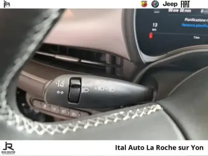 Photo 14 Abarth 500  e 155ch 42kWh Pack 4cv (Prime CEE 3600? DEDUIT)