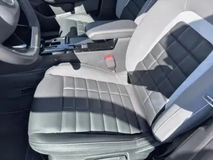 Photo 8 Citroën C4  Electrique 156ch 54kWh autonomie étendue MAX