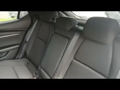 Photo 11 Mazda Mazda3 Mazda 3 2.5 e-SKYACTIV-G M-Hybrid 140ch Homura 2025