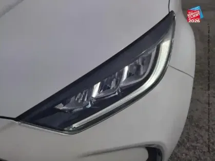 Photo 12 Toyota Yaris  116h Design 5p MY22