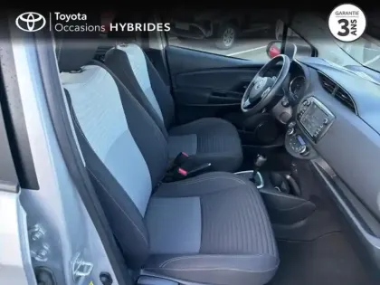 Photo 5 Toyota Yaris  HSD 100h Dynamic 5p