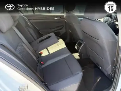 Photo 6 Volkswagen Golf  1.0 eTSI OPF 110ch Active DSG7