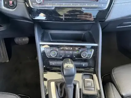 Photo 12 BMW Serie 2 Série 2 ActiveTourer 216dA 116ch Luxury