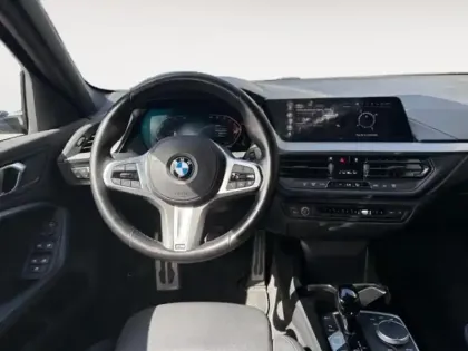 Photo 9 BMW Serie 1 Série 1 116iA 109ch M Sport DKG7