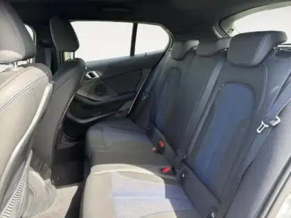 Photo 12 BMW Serie 1 Série 1 116iA 109ch M Sport DKG7