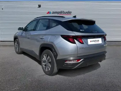 Photo 6 Hyundai Tucson  1.6 CRDI 136ch Hybrid 48V Business DCT7