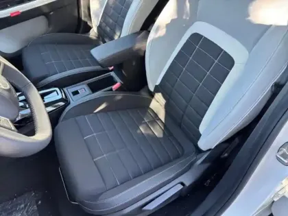 Photo 8 Citroën C3 Gén. IV Ph1 MAX 5