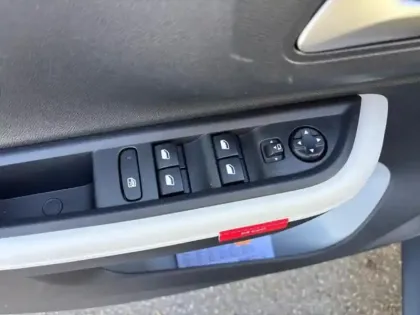 Photo 11 Citroën C3 Gén. IV Ph1 MAX 5