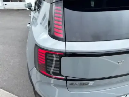 Photo 6 Volvo Ex30  Single Extended Range 272ch Plus